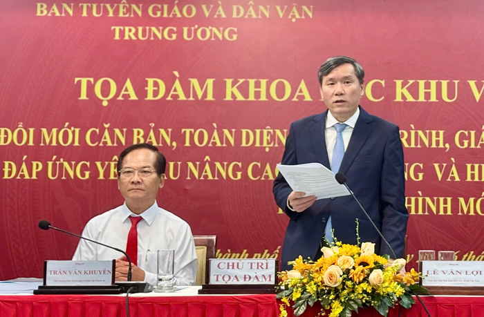 Đổi mới đào tạo để củng cố niềm tin chính trị cho sinh viên