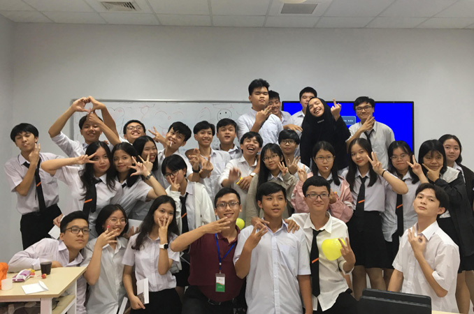 Giúp học sinh hiểu đúng về hạnh phúc