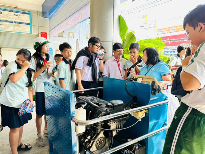 Nỗ lực đổi mới hướng nghiệp cho học sinh từ THCS