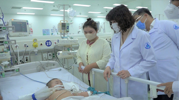 Bệnh tay chân miệng gia tăng, trường học nâng cao mức cảnh giác