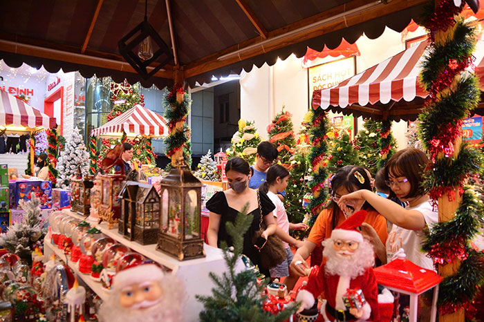 Khai mạc chương trình “Mừng Giáng sinh – Đón năm mới 2026”