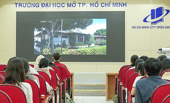 Trường ĐH Mở TP.HCM chiếu phim cho sinh viên về phát triển bền vững