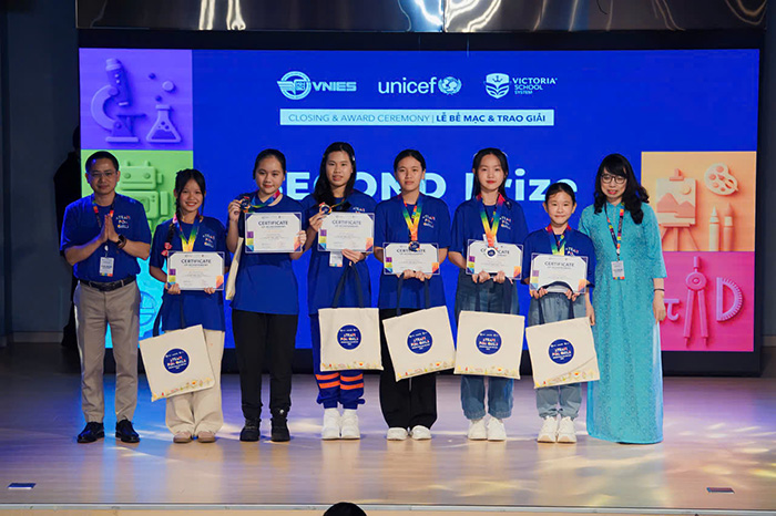 Trao giải “STEAM for Girls – STEAM Xanh cho nữ sinh 2025”