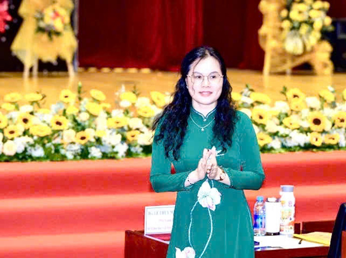 Giới thiệu Phó Giám đốc Sở GD-ĐT TP.HCM Lê Thụy Mỵ Châu ứng cử đại biểu Quốc hội khóa XVI