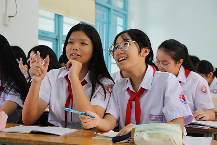 TP.HCM dự kiến huy động ít nhất 70% học sinh lớp 9 vào lớp 10 THPT công lập năm 2026