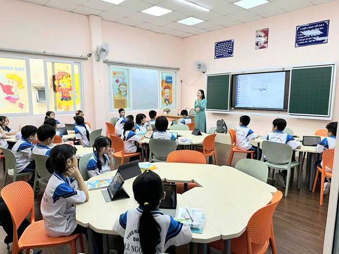 TP.HCM yêu cầu tất cả trường chuyên, trường tiên tiến hội nhập, trường học số thí điểm đưa AI vào giảng dạy ngay từ học kỳ 2