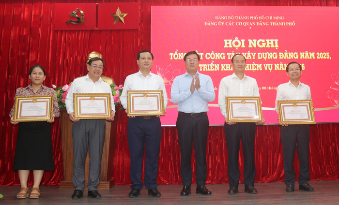 TP.HCM: Công tác Đảng góp phần ổn định tư tưởng cán bộ, đảng viên