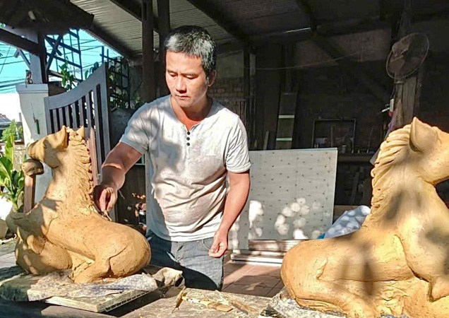 Giữ lửa làng nghề trong mùa Tết Bính Ngọ