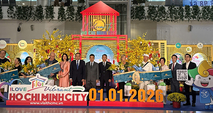 TP.HCM tổ chức lễ đón đoàn khách du lịch “xông đất” đầu năm