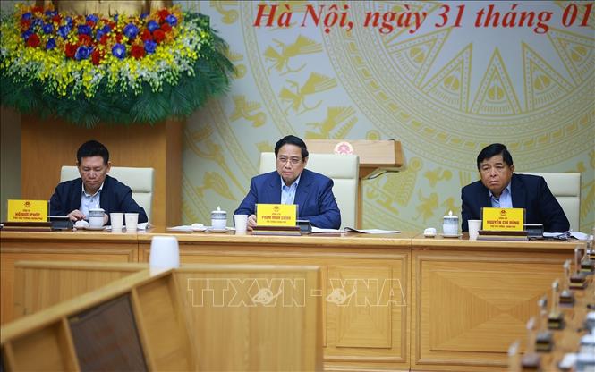 Thủ tướng yêu cầu thực hiện “5 thông”, “5 tiên phong” để phát triển kinh tế tư nhân