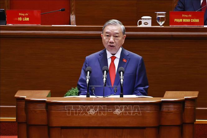 Tổng Bí thư Tô Lâm trình bày Báo cáo của Ban Chấp hành Trung ương Đảng khóa XIII