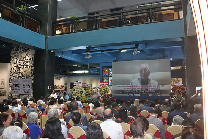 Trưng bày “Biểu tượng xuất sắc” của ngoại giao vì độc lập, hòa bình