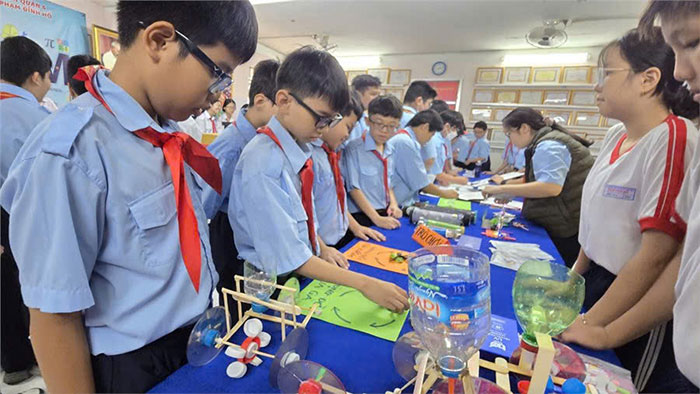 Trường học TP.HCM yêu cầu giáo viên không đăng tải, chia sẻ thông tin học sinh khi chưa được học sinh cho phép