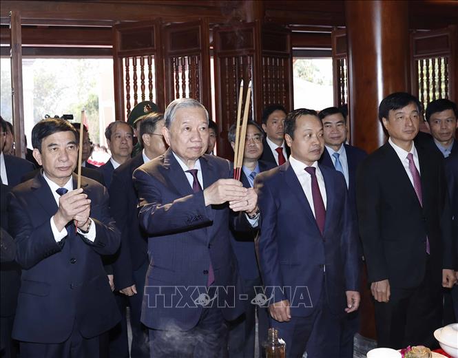 Tổng Bí thư Tô Lâm dự Lễ Khánh thành Nhà tưởng niệm Chủ tịch Hồ Chí Minh tại di tích đồi E2