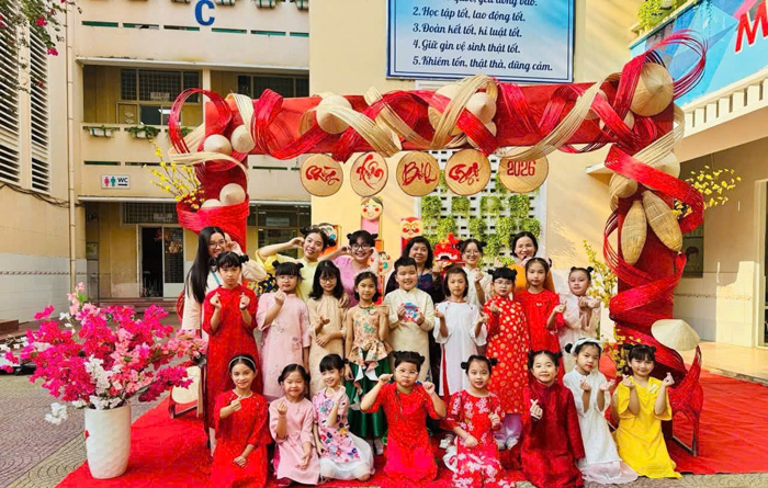 Nỗ lực chăm lo Tết cho học sinh khó khăn