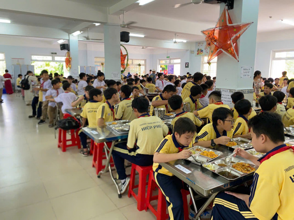 Không để thực phẩm bẩn “tấn công” học sinh