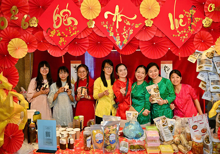 Lan tỏa không khí xuân tại Bệnh viện Đại học Y Dược TP.HCM