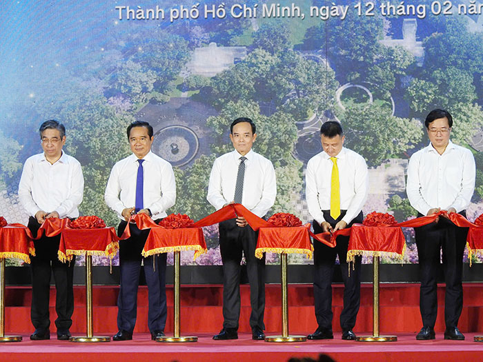 TP.HCM khánh thành Công viên tưởng niệm nạn nhân Covid-19 tại số 1 Lý Thái Tổ