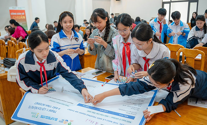 Quảng Trị: Khởi động Dự án bảo vệ trẻ em trên môi trường mạng