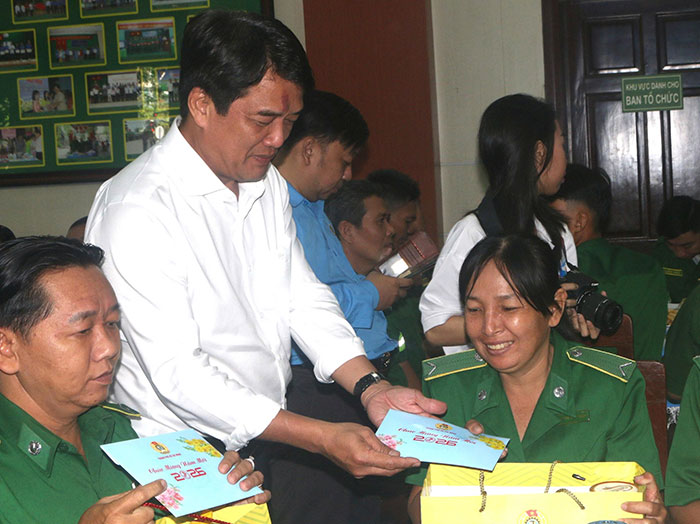 TP.HCM: Chăm lo hơn 2 triệu đoàn viên công đoàn và người lao động trong dịp Tết Bính Ngọ 2026