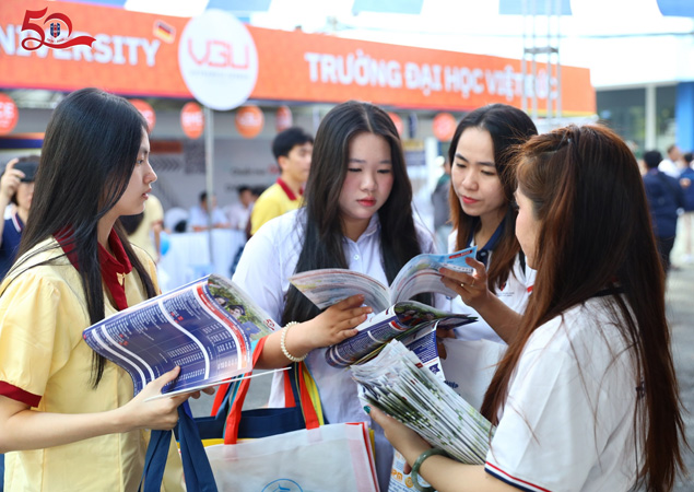 Xu hướng xét tuyển kết hợp, tổng hợp năm 2026