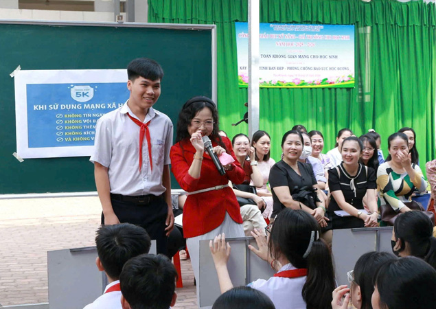 Trước kỳ thi tuyển sinh 10: Đừng để áp lực làm học sinh kiệt sức