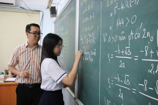 Ôn thi tuyển sinh 10 năm 2026: Môn toán: Giảm mức độ vận dụng