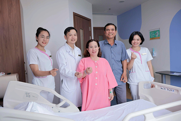 Phát hiện ung thư từ xuất huyết sau mãn kinh kéo dài