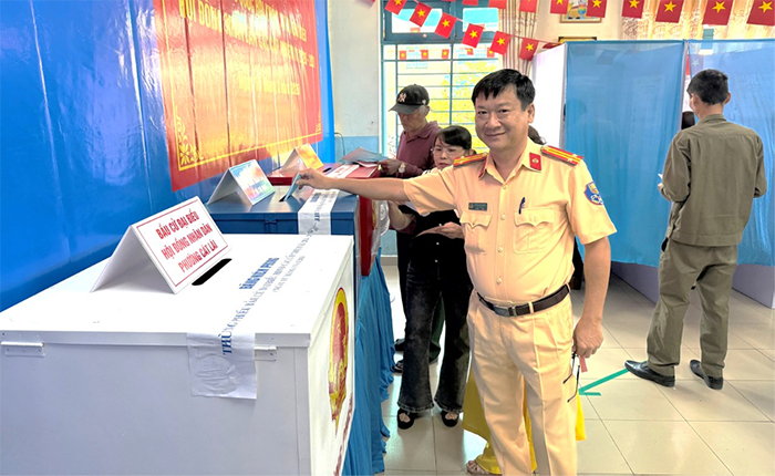 Đội CSGT Cát Lái bầu cử sớm, bảo đảm quân số phục vụ giao thông