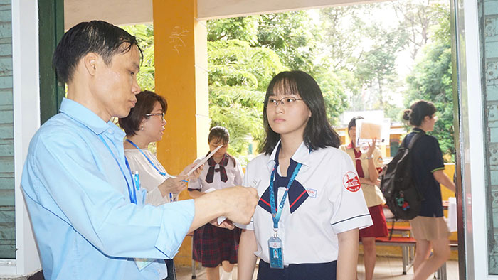 THPT chuyên Lê Hồng Phong dẫn đầu số lượng giải học sinh giỏi lớp 12 cấp thành phố