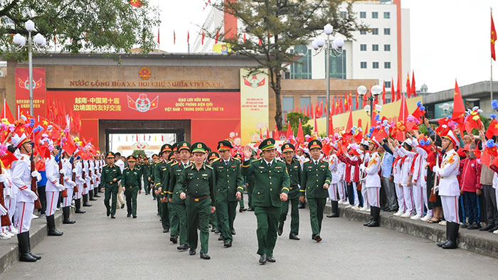 Giao lưu hữu nghị quốc phòng biên giới Việt Nam – Trung Quốc lần thứ 10
