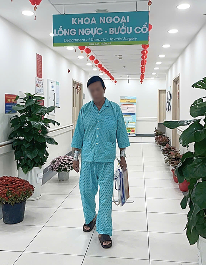 Lần đầu tiên Việt Nam phẫu thuật robot cắt phổi biệt lập