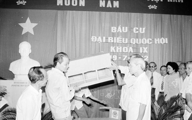 Bầu ra những đại biểu đủ đức, đủ sức, đủ tài đưa đất nước vững bước vào kỷ nguyên mới