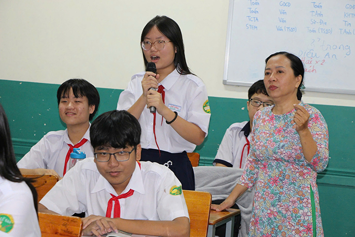 TP.HCM: Trường THCS xét công nhận hoàn thành chương trình giáo dục THCS cho học sinh lớp 9 trước ngày 28-4