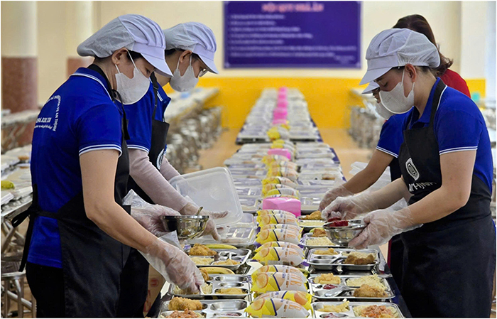 Lâm Đồng: Ngăn chặn thực phẩm bẩn vào bếp ăn các trường học