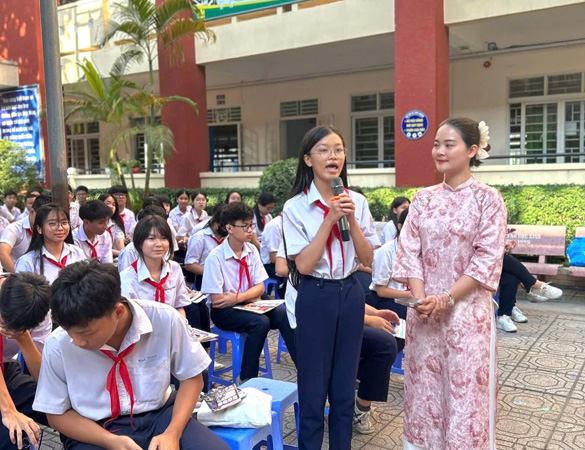 Đưa thông tin tuyển sinh, hướng nghiệp sau THCS đến học sinh khu vực 2