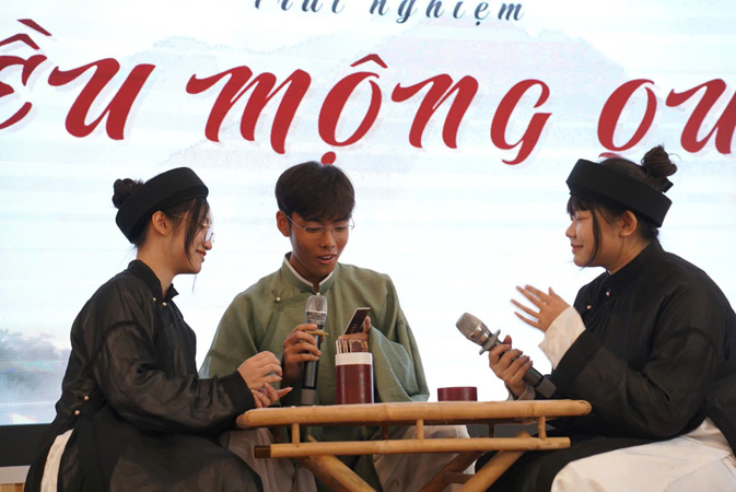 Học sinh “đánh thức” văn học bằng trải nghiệm sáng tạo