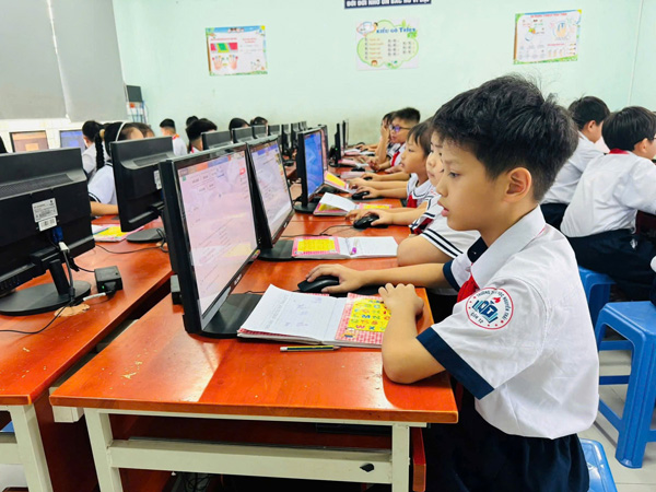 Ba trụ cột chiến lược hiện thực hóa tầm nhìn chuyển đổi số giáo dục TP.HCM