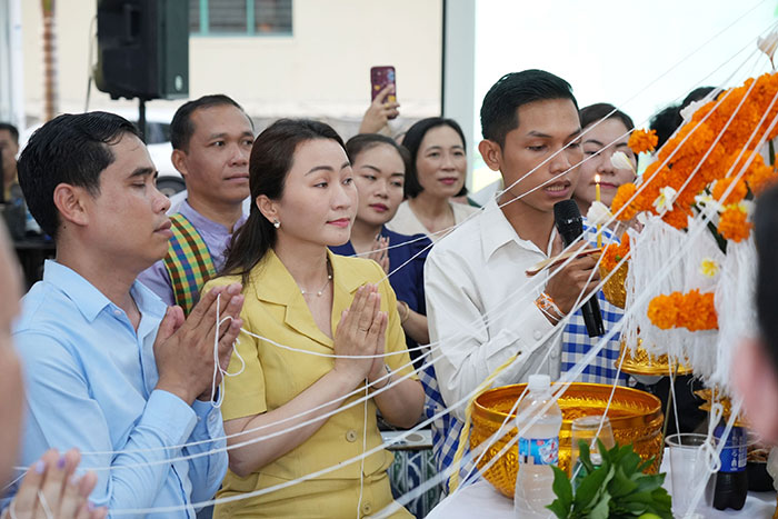 Sinh viên Lào vui Tết Bunpimay giữa lòng Đà Nẵng