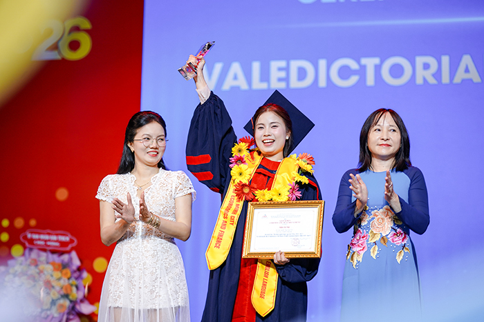 Nhiều sinh viên tốt nghiệp trước hạn, thành tích ngoại ngữ ấn tượng