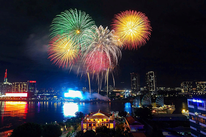 TP.HCM chốt 7 địa điểm bắn pháo hoa chào mừng 30-4 và 1-5