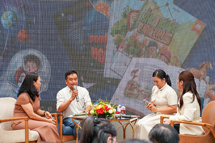 Đưa công nghệ vào sách để thu hút học sinh