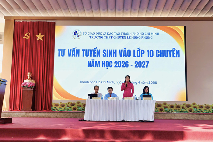 TP.HCM: Trường THPT chuyên Lê Hồng Phong đón hơn 5.000 phụ huynh, học sinh lớp 9 đến “coi mắt”