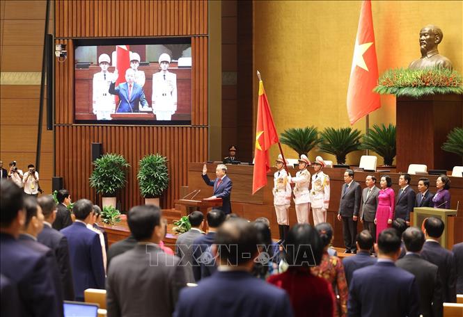 Tiểu sử tóm tắt của Tổng Bí thư, Chủ tịch nước Tô Lâm