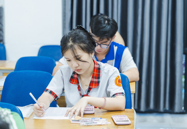 Thí sinh đăng ký thi đánh giá năng lực đợt 2 tăng vọt