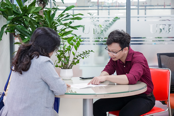 Thí sinh chọn phương án xét học bạ để tăng lợi thế vào đại học, sở hữu học bổng sớm