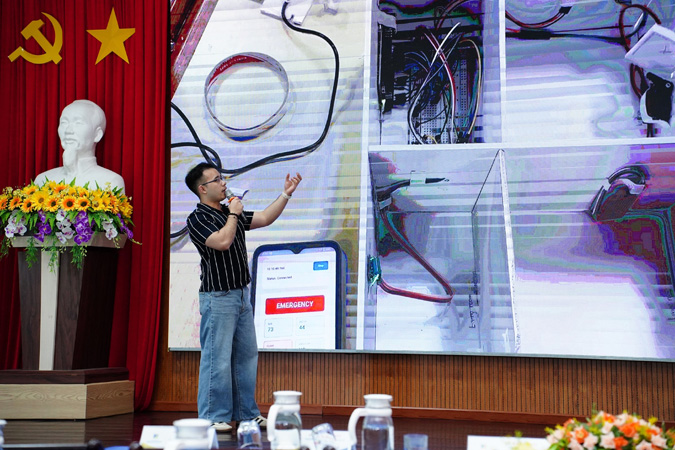 Sinh viên học cách thích nghi, giải quyết vấn đề trong môi trường đa văn hóa