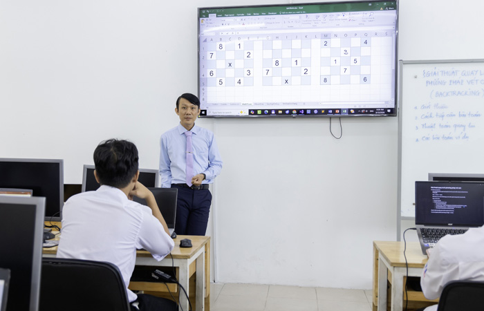 Dùng AI giảng dạy không được làm sai lệch kết quả học tập