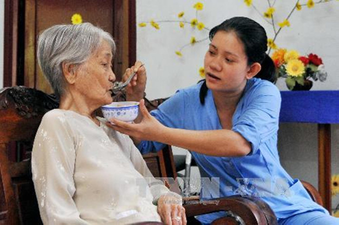 TP.HCM: Hướng tới mô hình chăm sóc toàn diện sức khỏe cho người cao tuổi