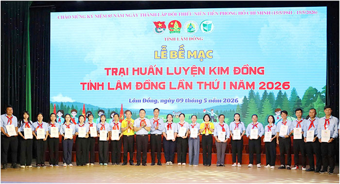 90 giáo viên dự Trại Huấn luyện viên Kim Đồng tỉnh Lâm Đồng lần thứ I